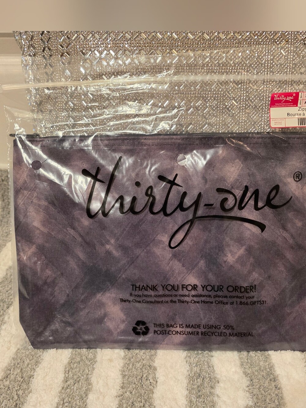 Thirty-One NWT Zipper Pouch Dusty Smoke Print MSRP$18